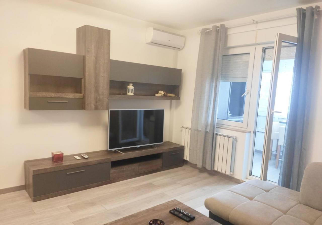 Apartment Nevera Rijeka Exterior foto