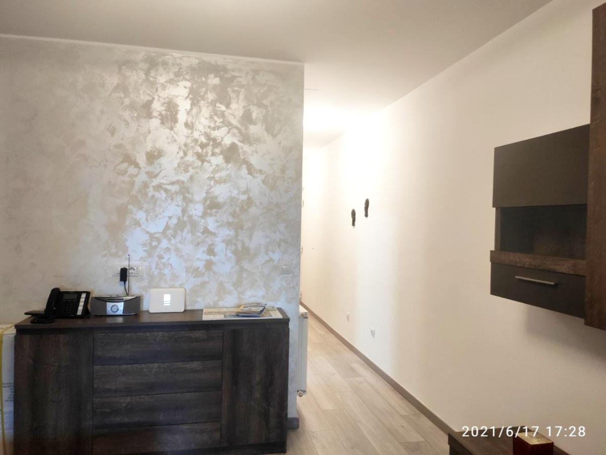 Apartment Nevera Rijeka Exterior foto
