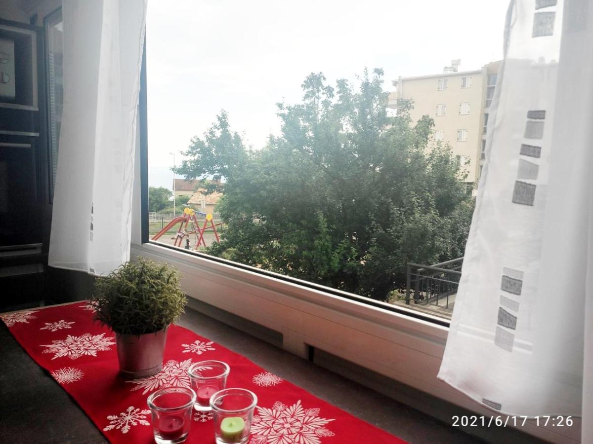 Apartment Nevera Rijeka Exterior foto