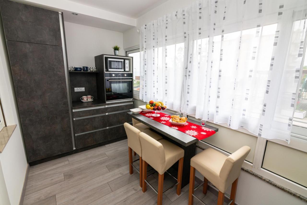 Apartment Nevera Rijeka Exterior foto